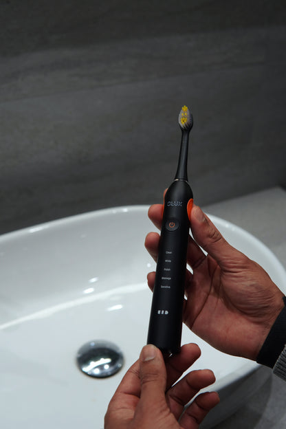 Oraluxe Sonic Toothbrush